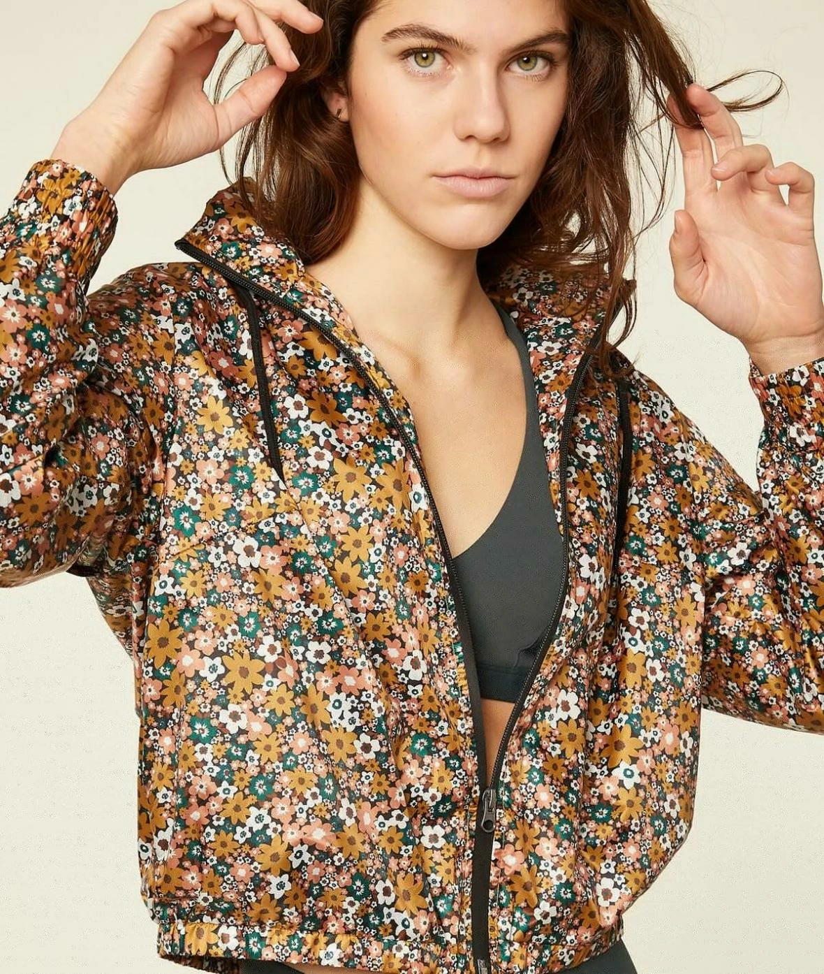 Athleisure : Active & Chill | Blouson Court Fleuri OCRE | Etam Femme – Image 2